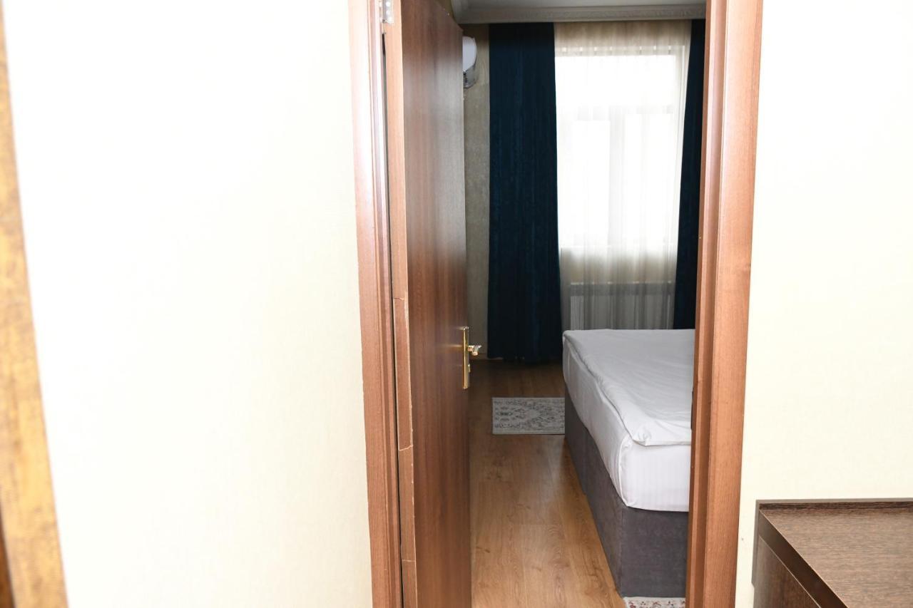 Square Baku Hotel Экстерьер фото