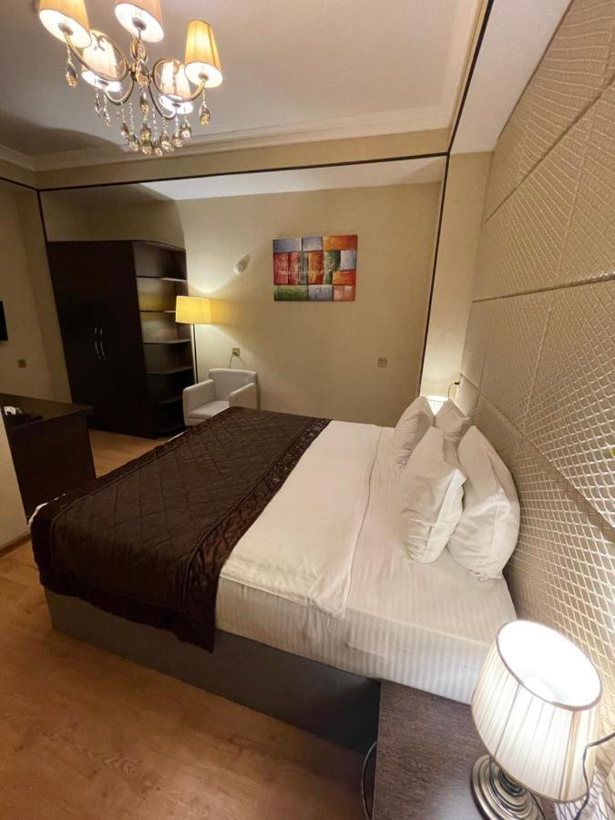 Square Baku Hotel Экстерьер фото
