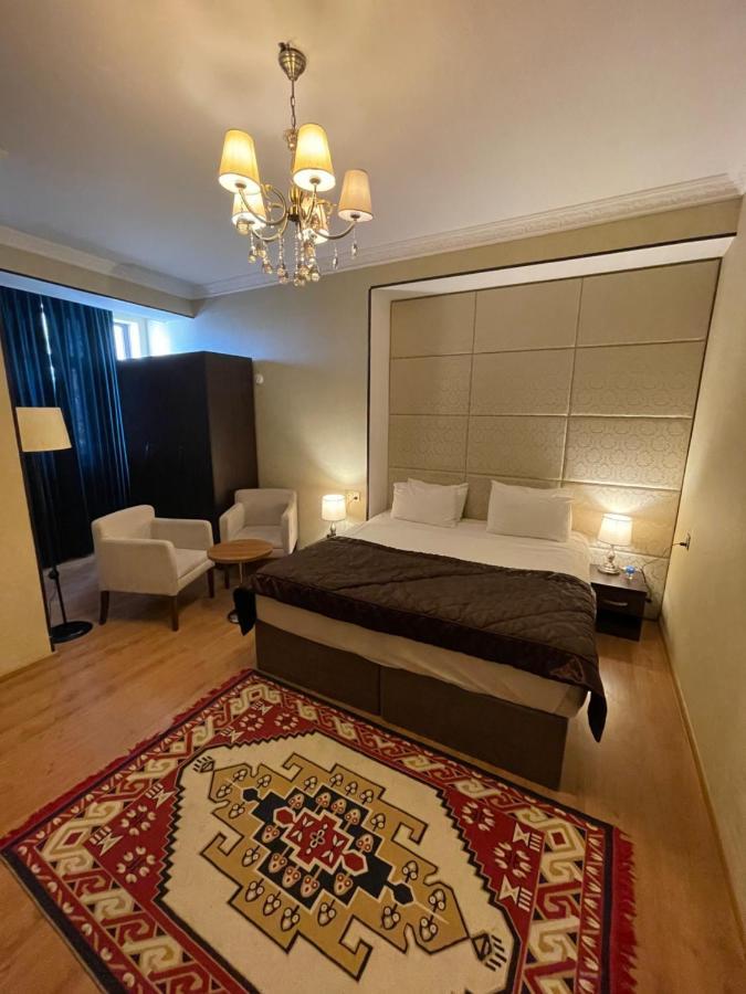 Square Baku Hotel Экстерьер фото