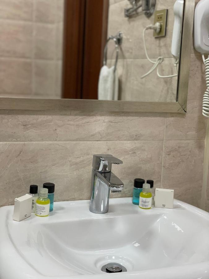 Square Baku Hotel Экстерьер фото