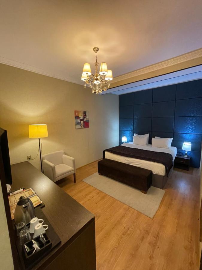 Square Baku Hotel Экстерьер фото