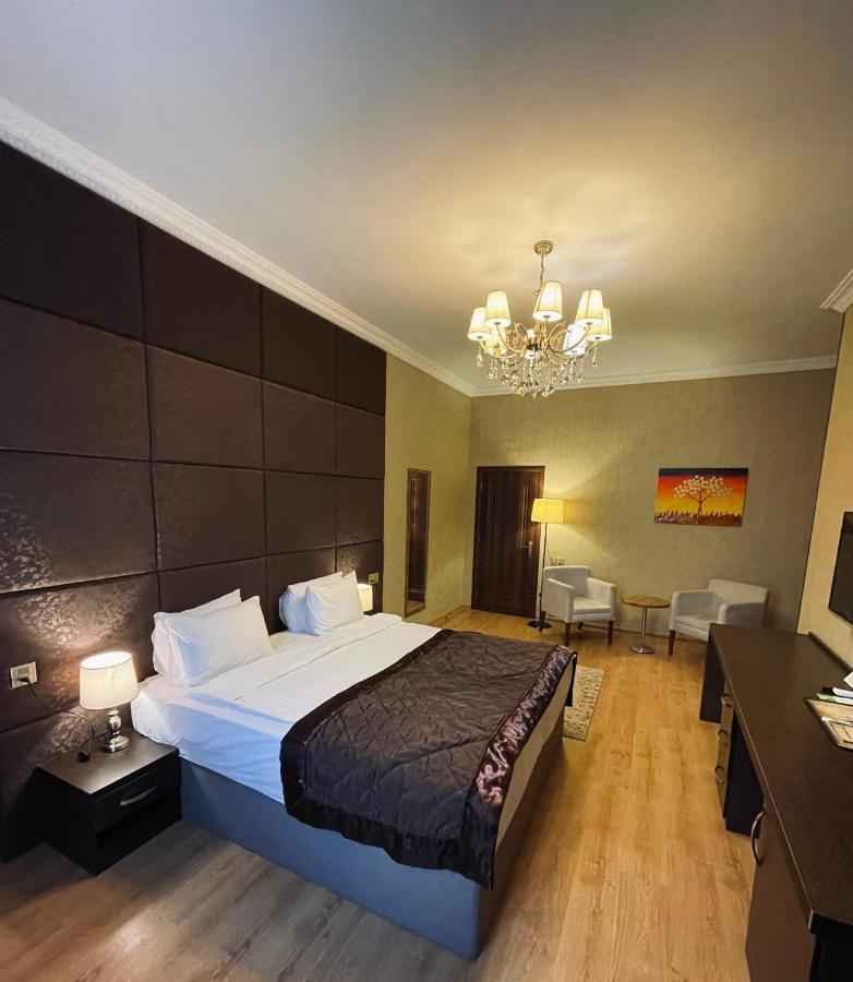Square Baku Hotel Экстерьер фото