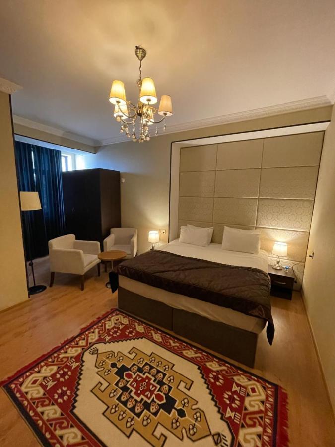 Square Baku Hotel Экстерьер фото