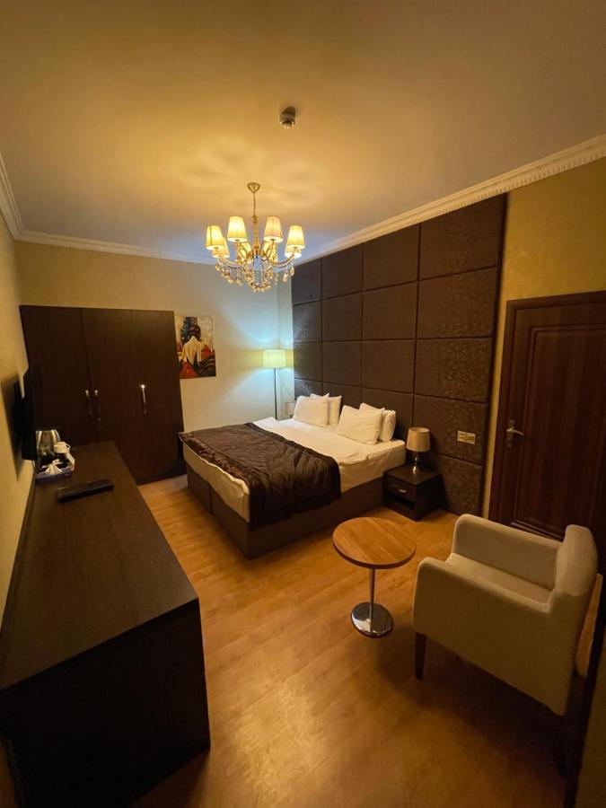 Square Baku Hotel Экстерьер фото
