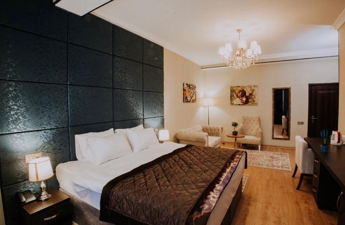 Square Baku Hotel Экстерьер фото